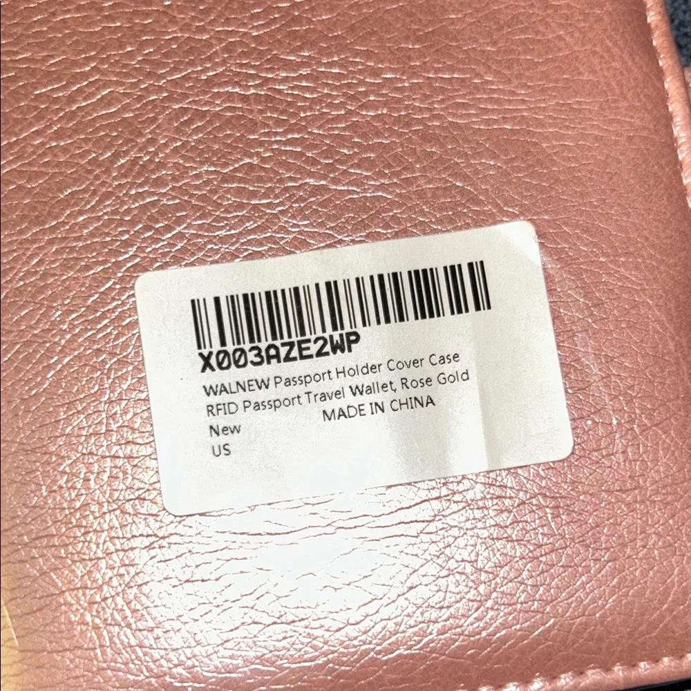 NWT Rose Pink Travel Passport Holder W/Rfid - Picture 9 of 10